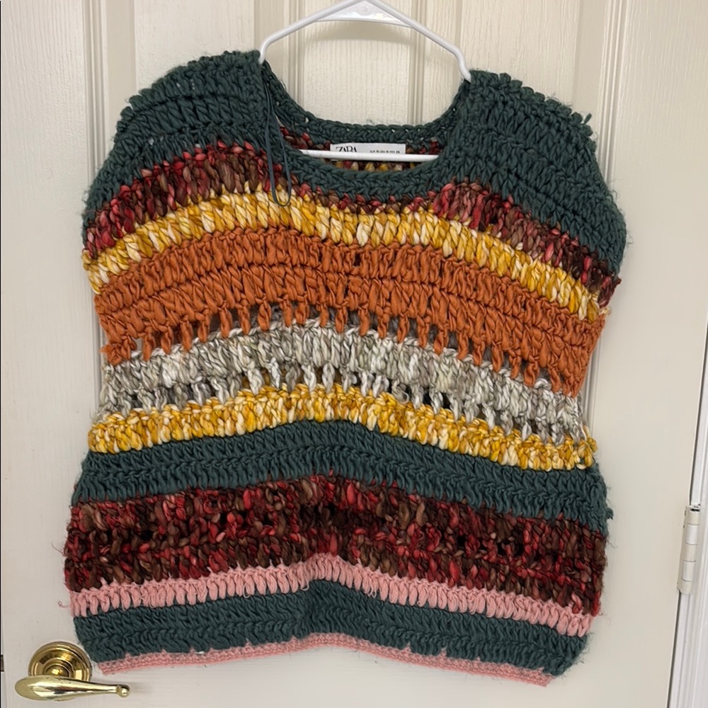 Zara Green and Orange Crew Neck Sweater